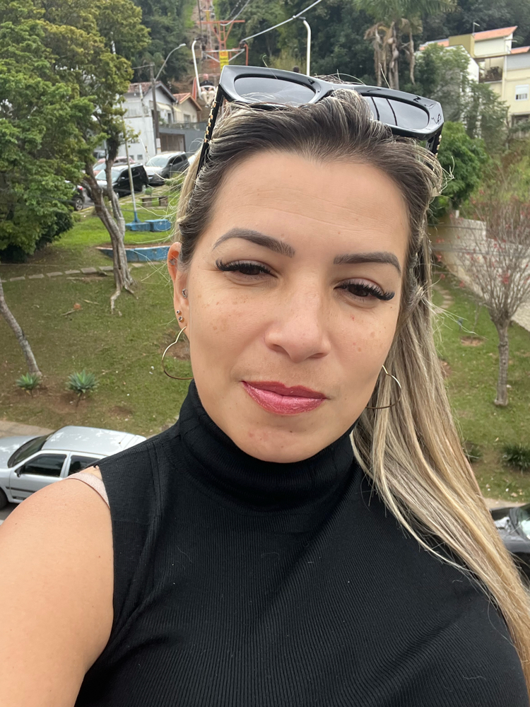 Corretor Fabiola Teixeira
