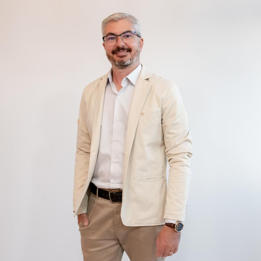 Corretor Tiago Passaglia
