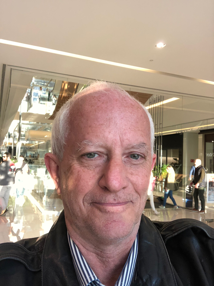 Corretor Luiz Mello