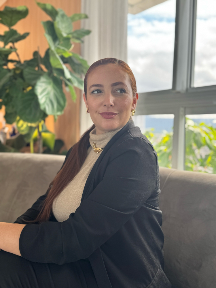 Corretor Ayelen Jurado