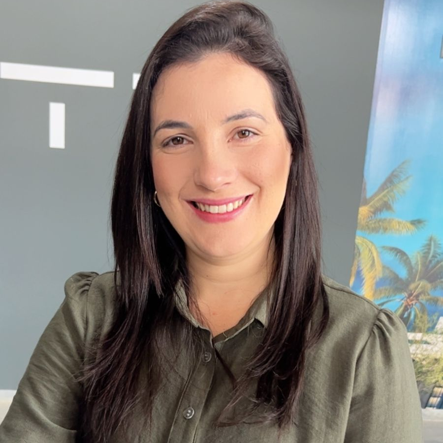Corretor Mayara Morfim