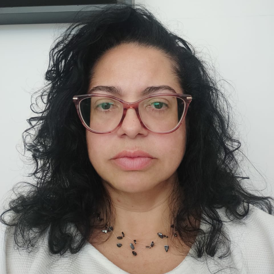 Érika Roberto Dias Gonçales