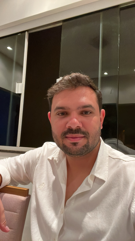 Corretor Lucas Belchior