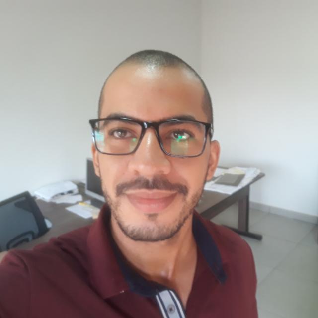 Eduardo Santiago