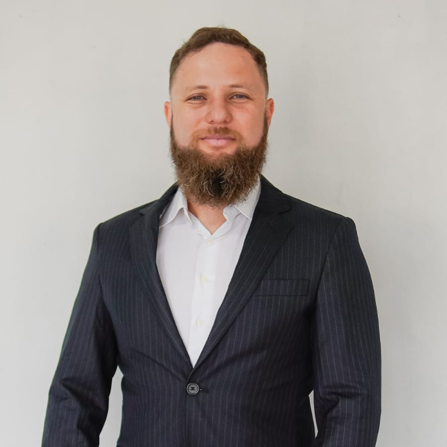 Corretor Rafael Moraes