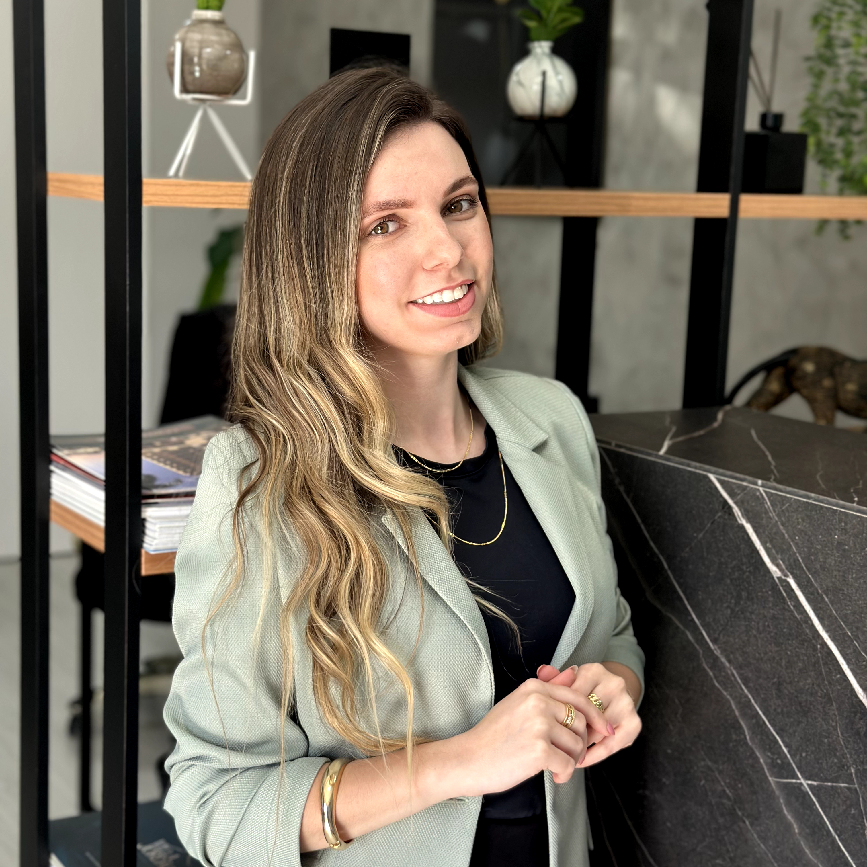 Corretor Roberta Pedebos