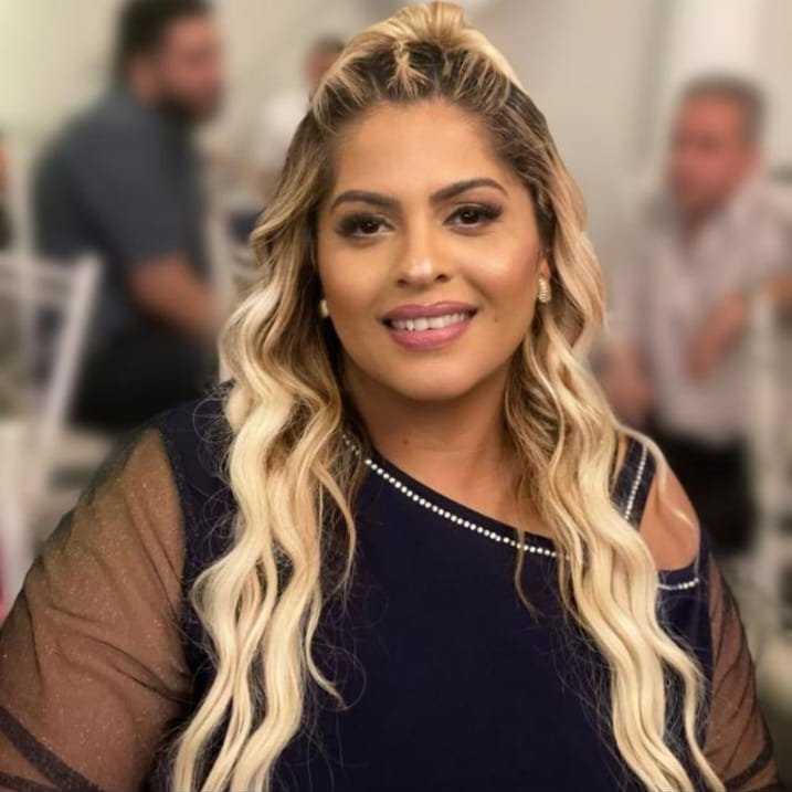 Corretor Vanessa  Lopes