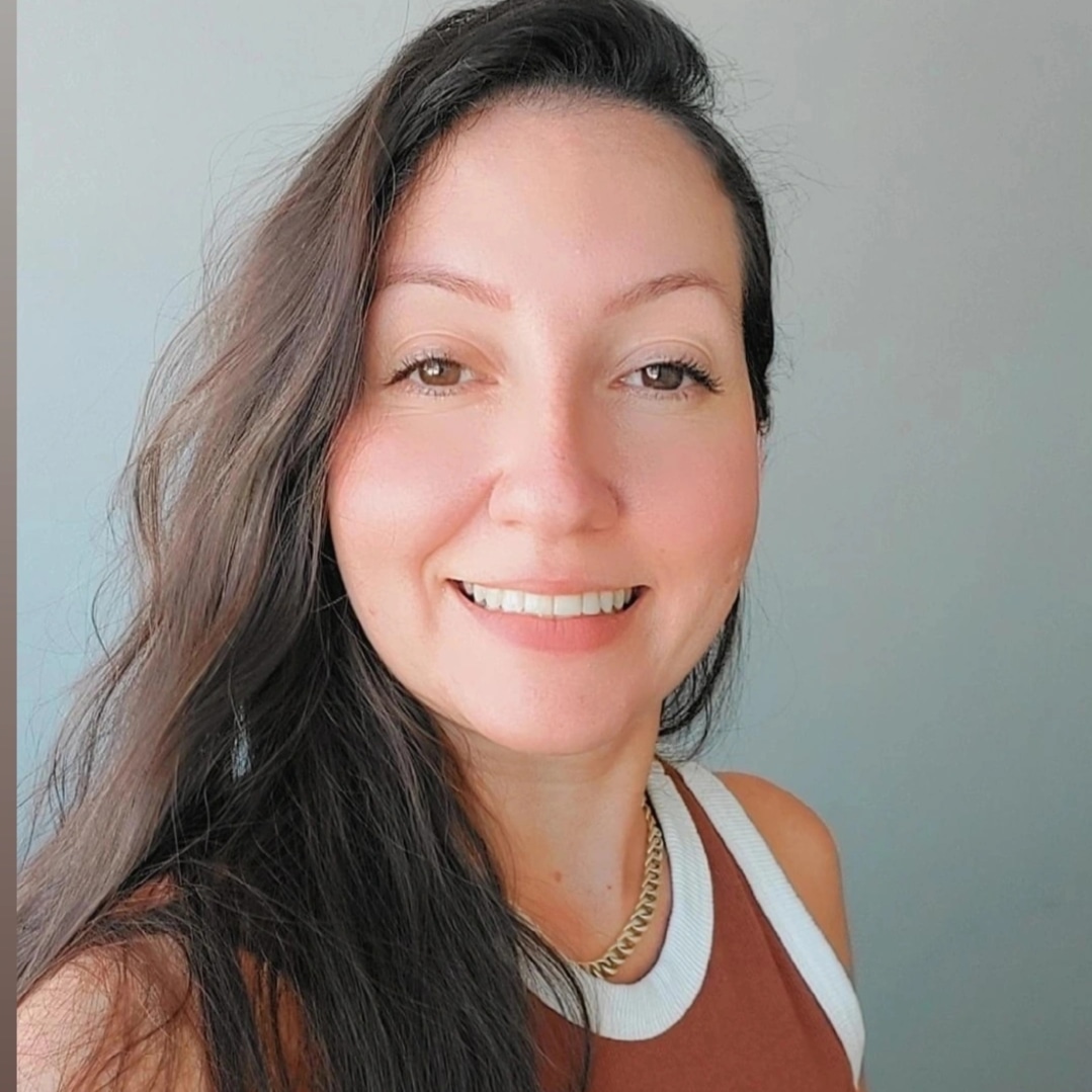 Corretor Luana Lira