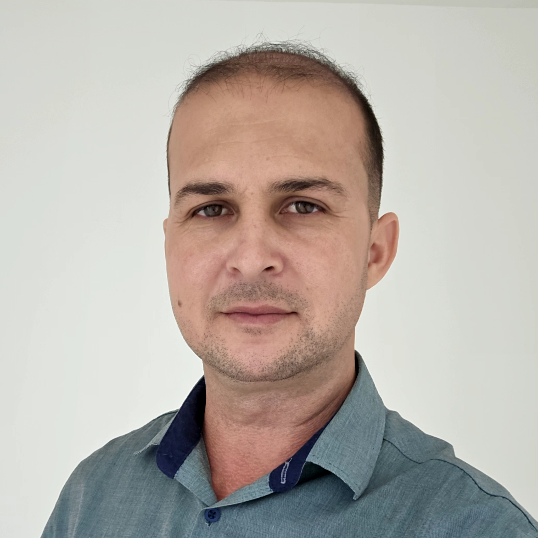 Corretor Magno Cardoso