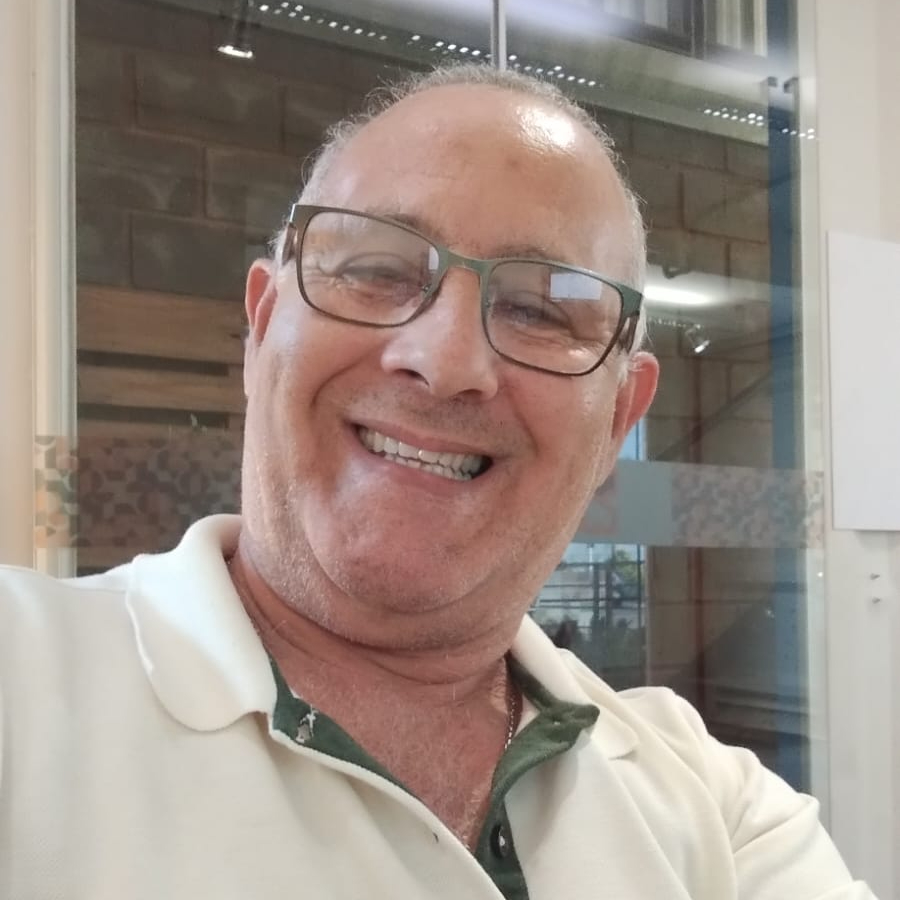 Corretor Nilton Freitas