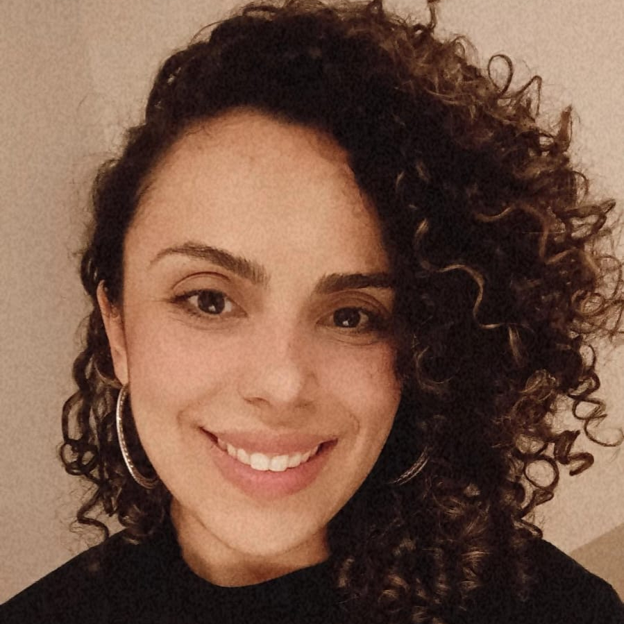 Corretor Caroline  Cavalcante