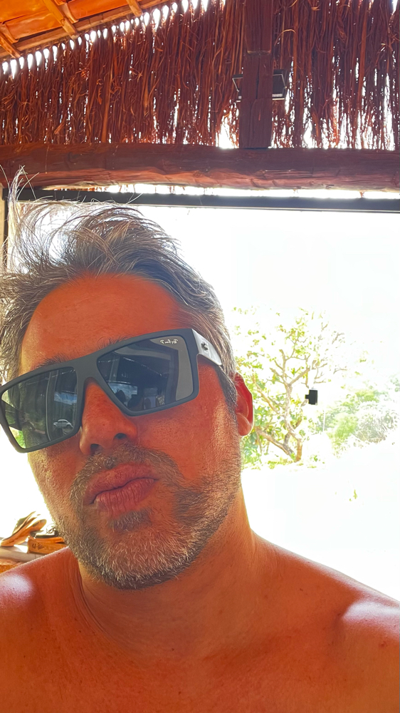 Corretor Yandi Siqueira