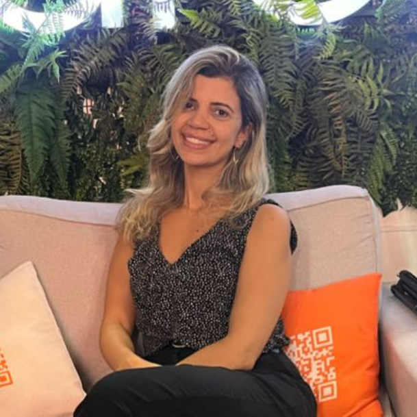 Verônica Pereira