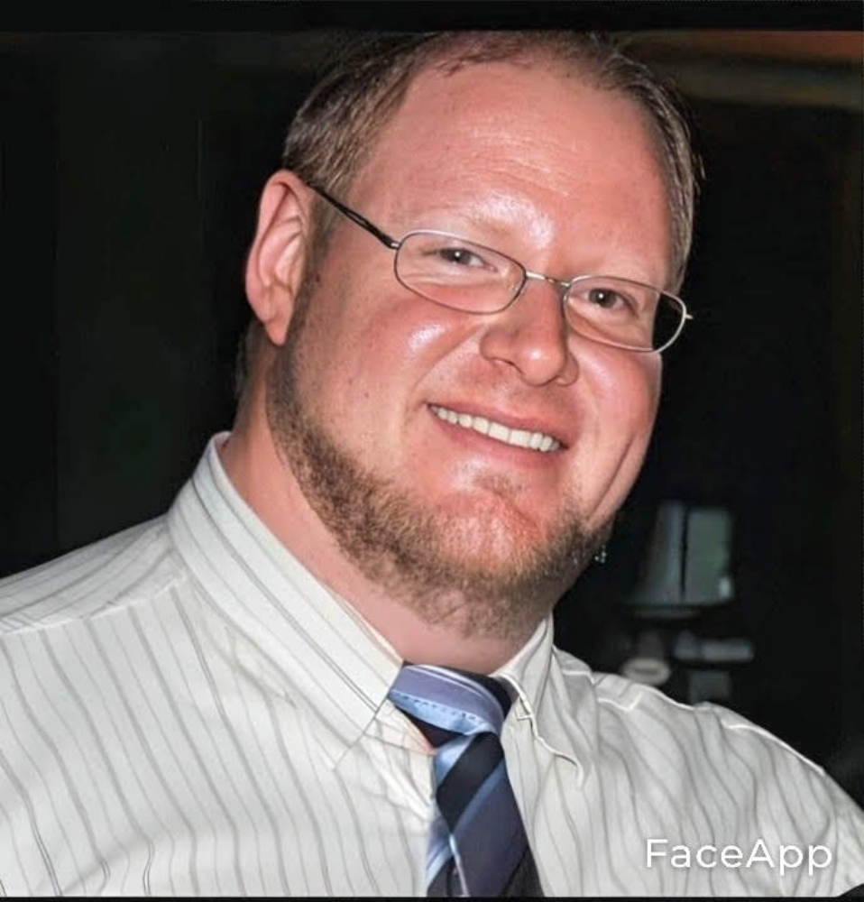 Corretor Ademar Schühli Jr