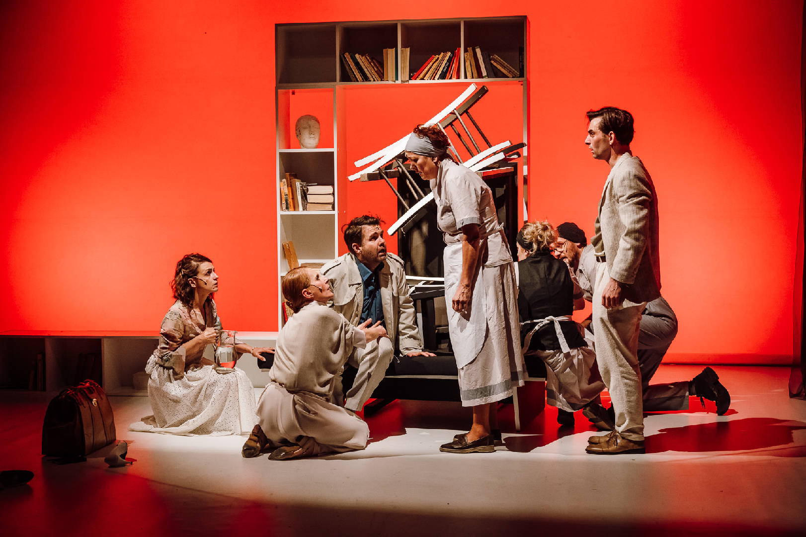 Makszim Gorkij: A NAP GYERMEKEI • cringe comedy