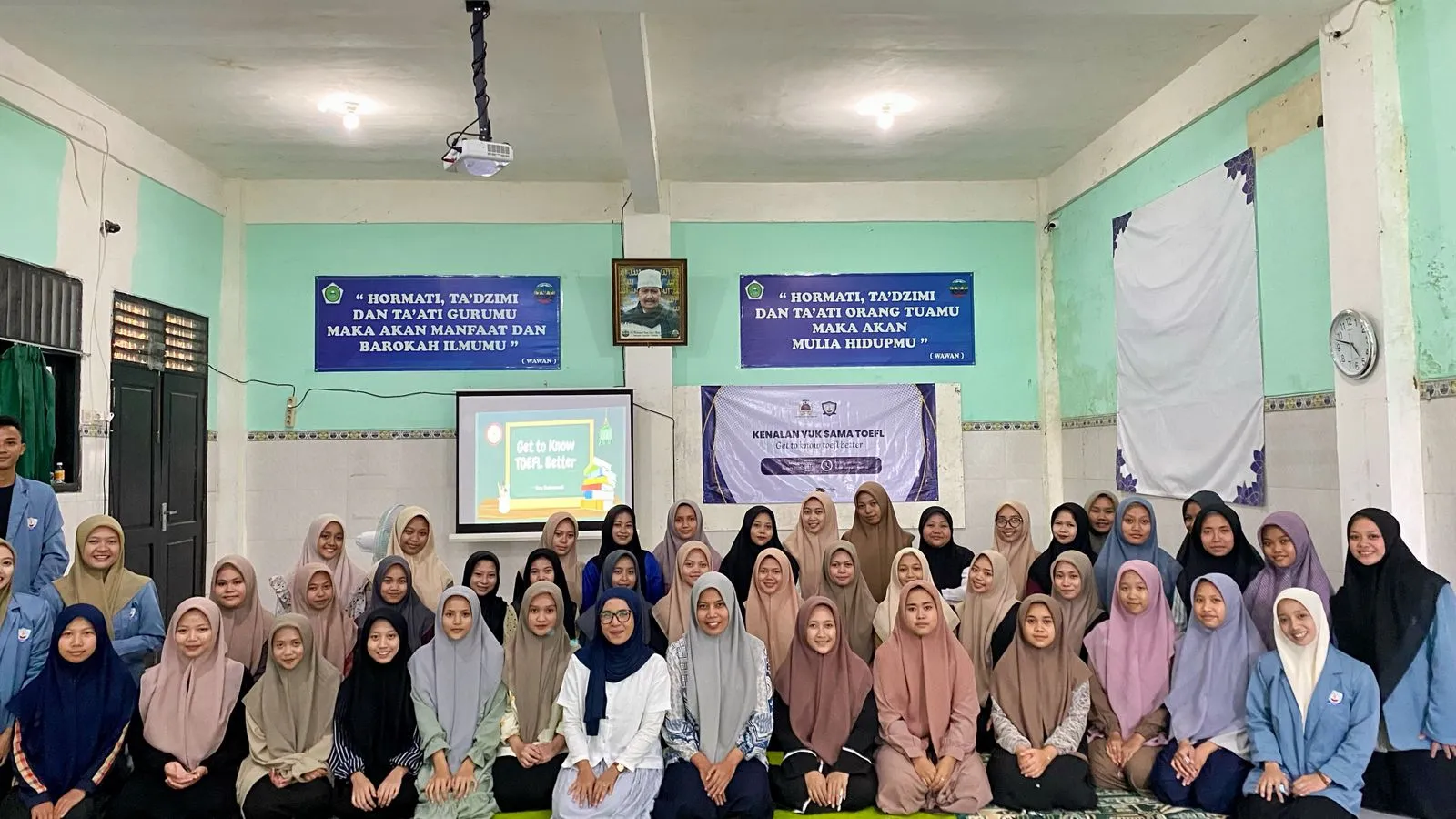 Himpunan Mahasiswa Program Studi Tadris Bahasa Inggris INAMIS Gelar Acara “Kenalan Yuk Sama TOEFL”: Edukasi Seru dan Interaktif untuk Mahasiswa dan Siswa SMA