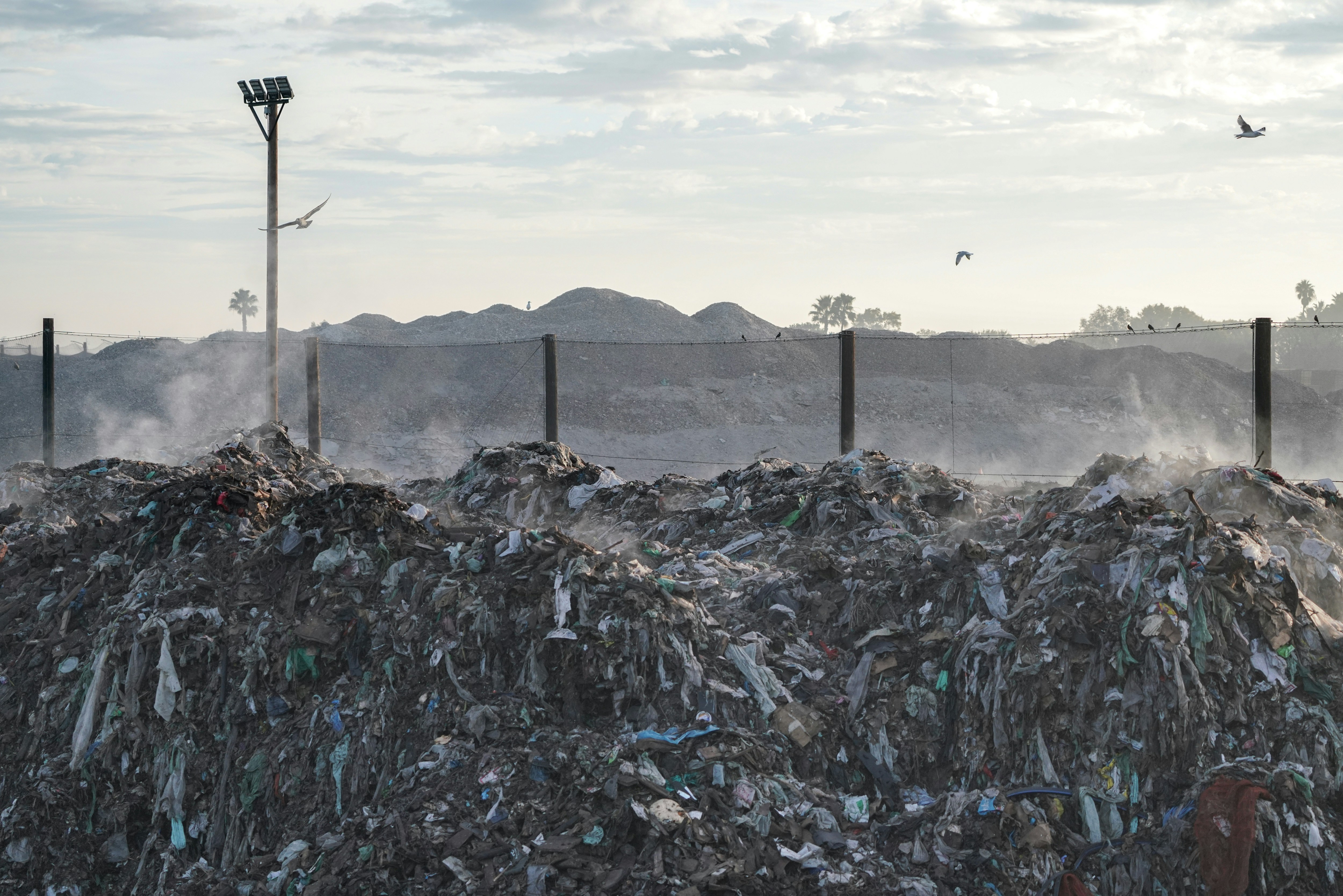 What Size Incinerator Does Your Business Need? A Simple Calculation Guide