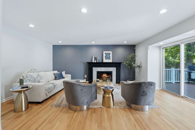 2-Fireside Elegance w Deck Access