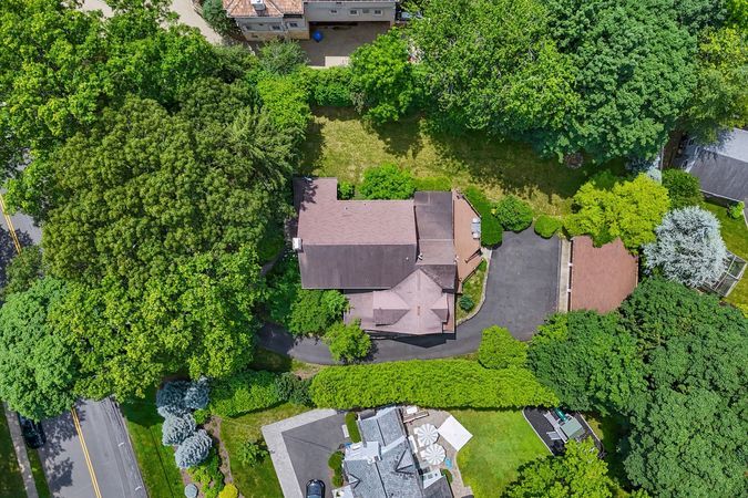 10_DJI_20250624002441_0761_D