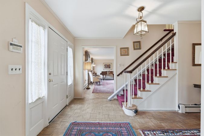 3A-Entry Hall into LR (1)