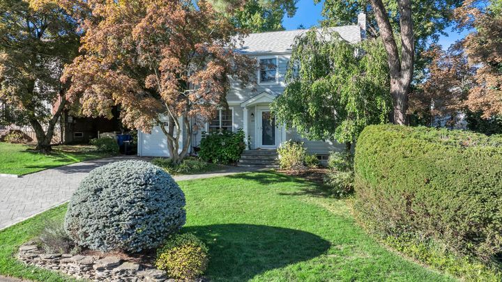 1A-Beautifully Landscaped