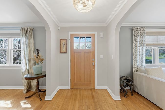 2C-Elegant Foyer & Expansive Doorways