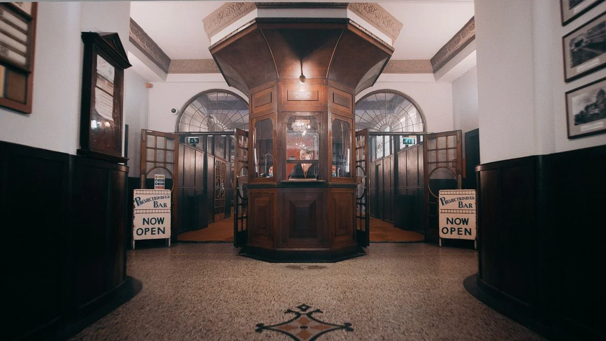 Dome Cinema gallery 3