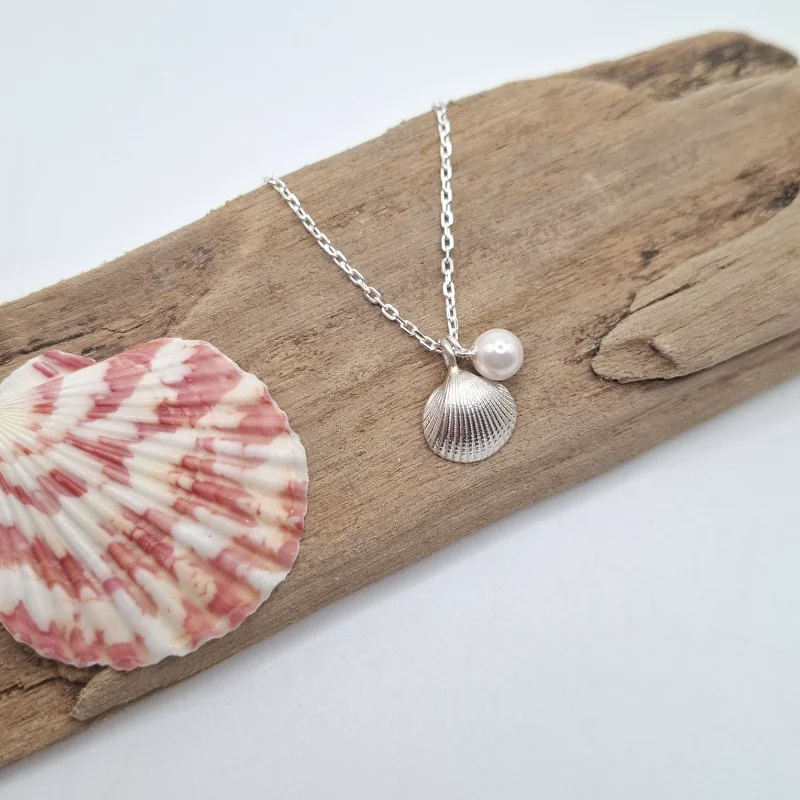 Shelley Ide Jewellery & Silver Jewellery Taster Workshops — work 2