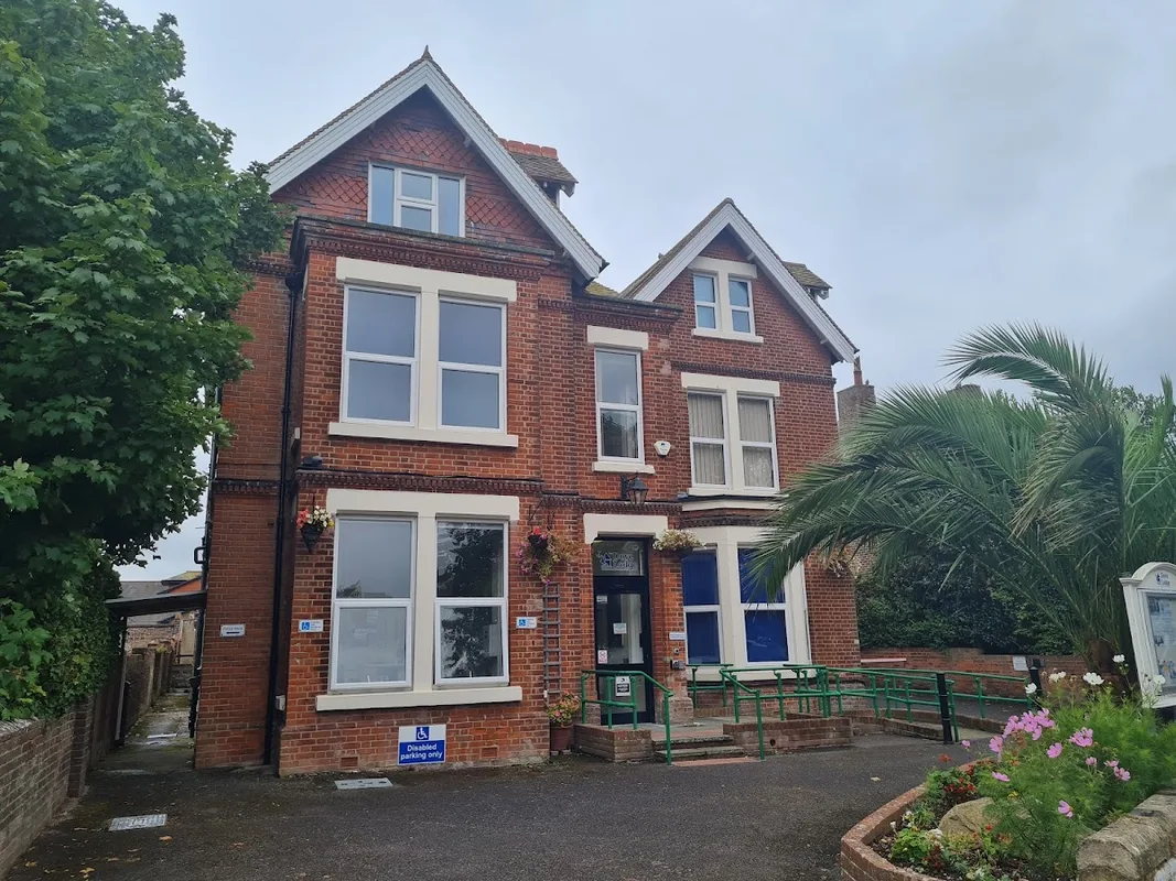 Dove Lodge Community Resource Centre