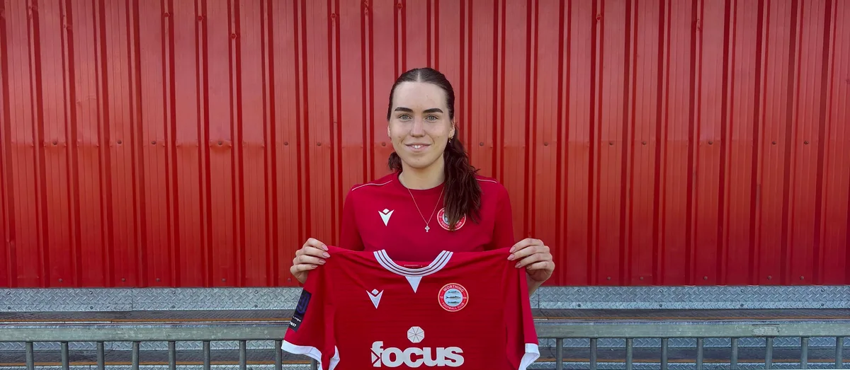 Annie Gracey Joins Worthing FC Women