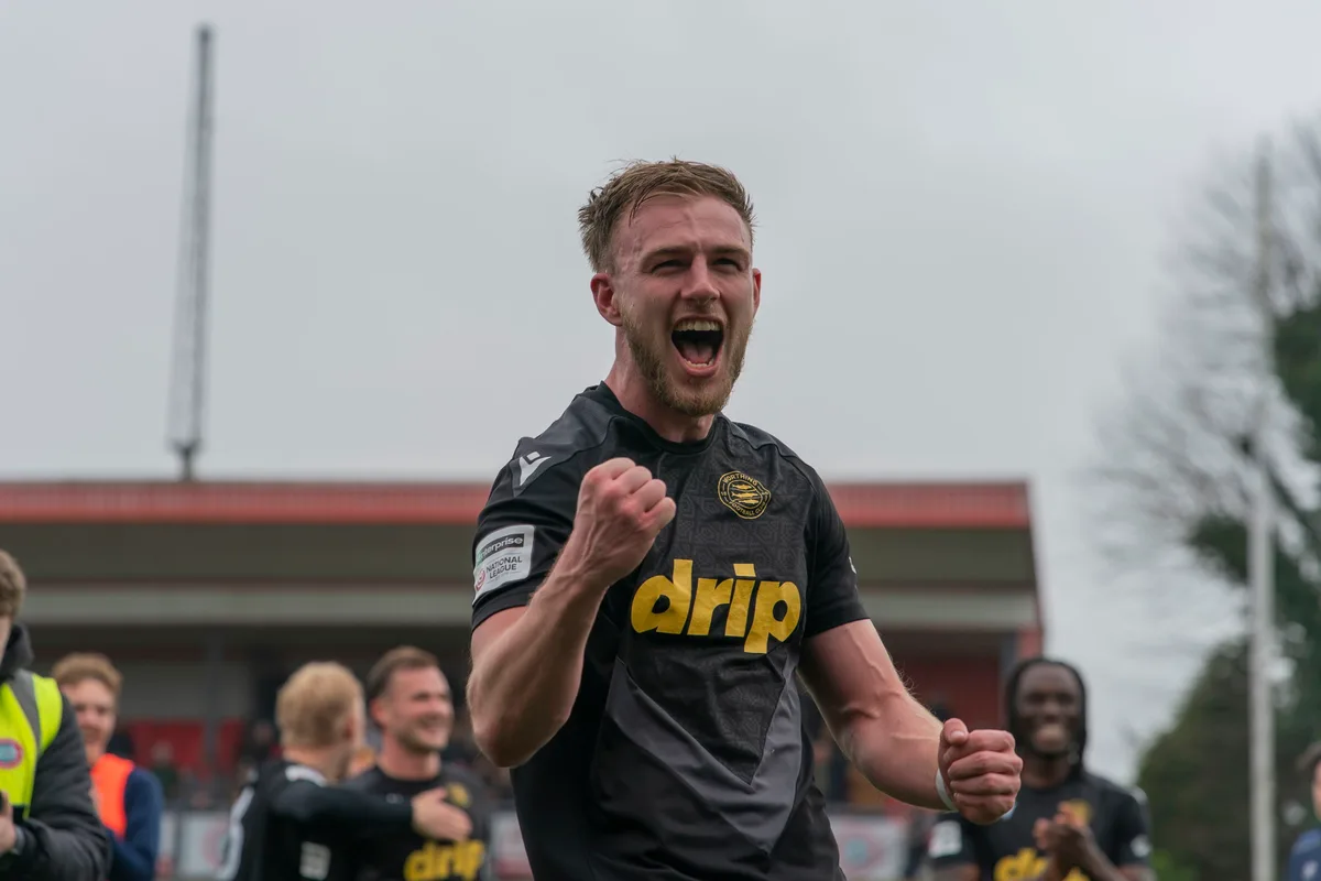 Cook Commits His Future to Reds