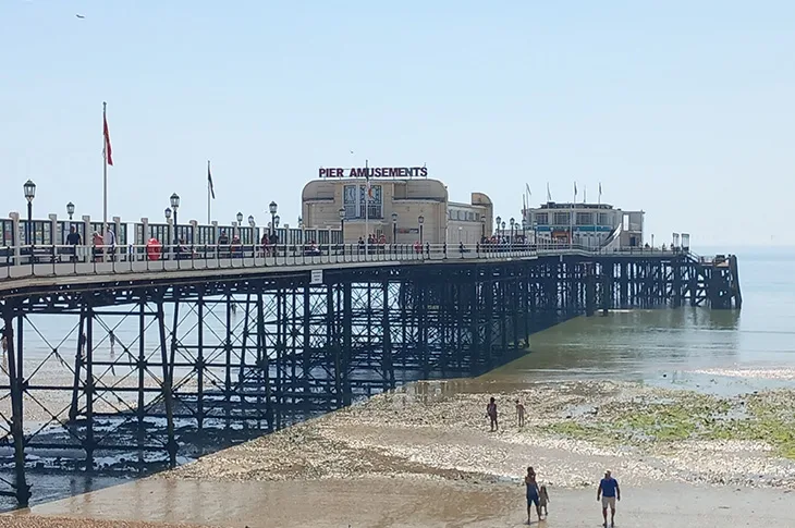 Work to begin on permanent repair for Worthing Pier