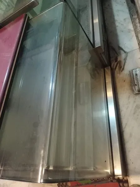4 ft length sweet display without refrigerator with granite top in good conditio - Photo 7