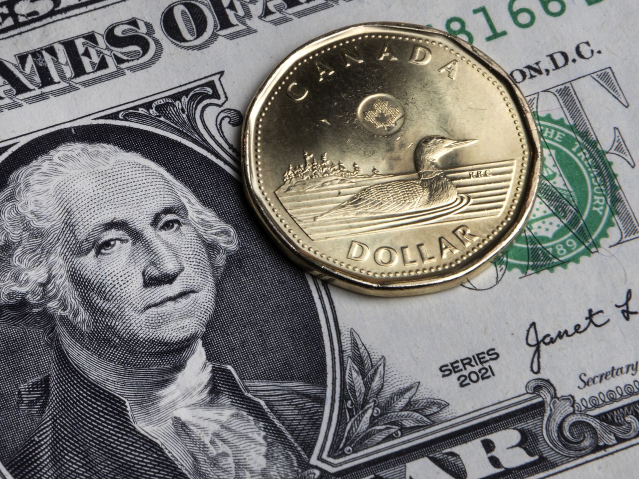 Leaky Loonie Alert: Could a Weak Canadian Dollar Push Mortgage Rates Higher? Bank of Canada Rate Predictions and Lowest Rates Today (2026)