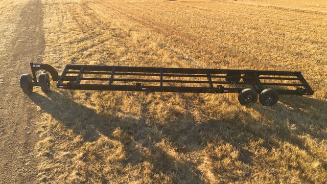 8 Series Header Wagons
