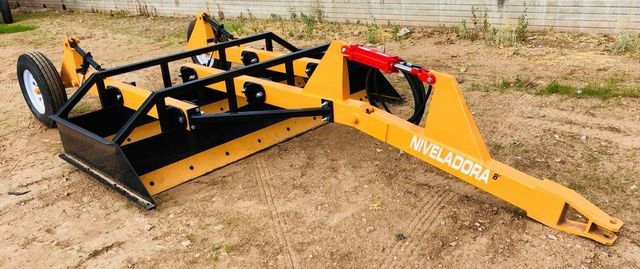 Pin Hitch Land Plane