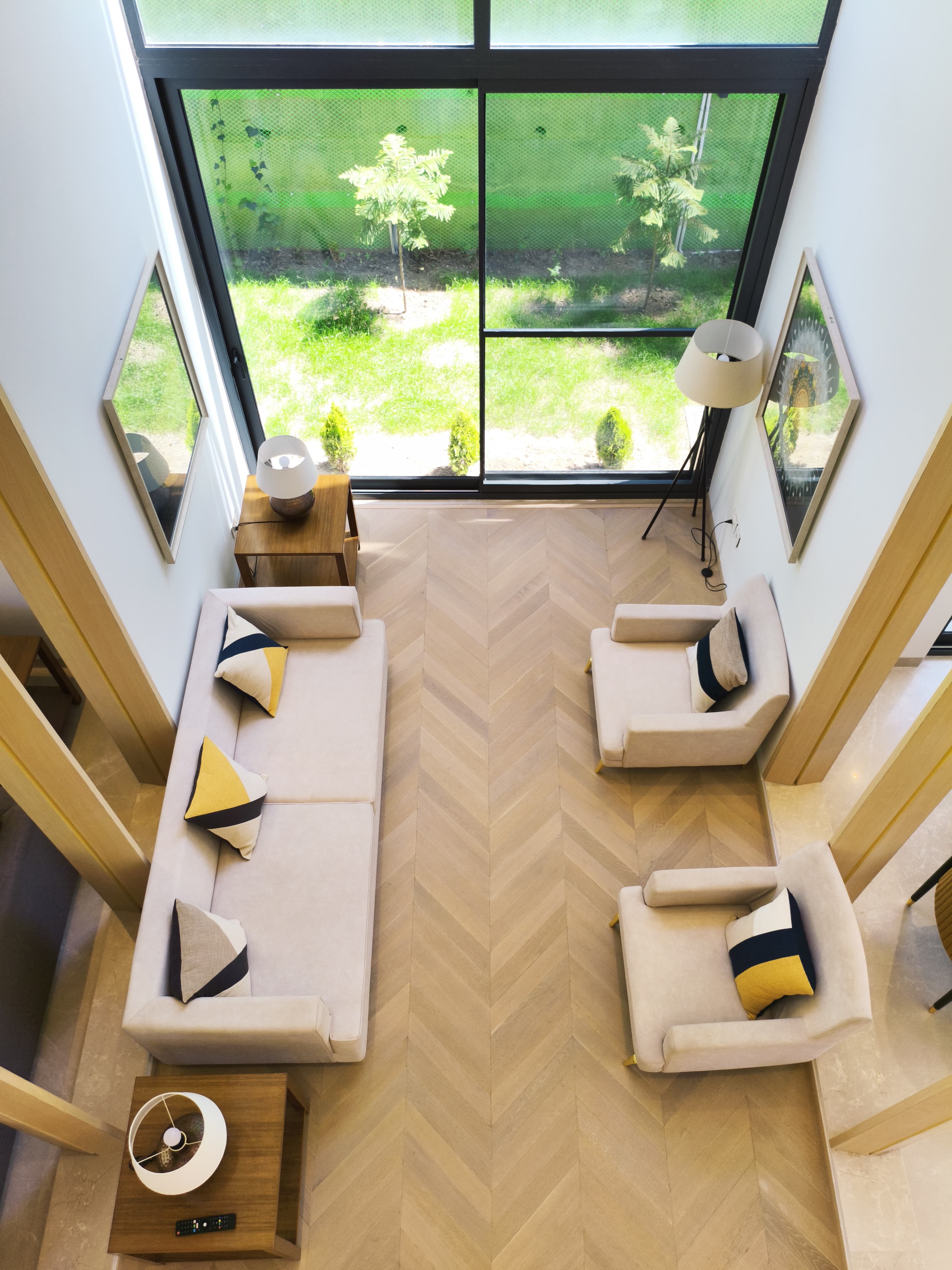 Luxury villa at Kasauli - Image 3