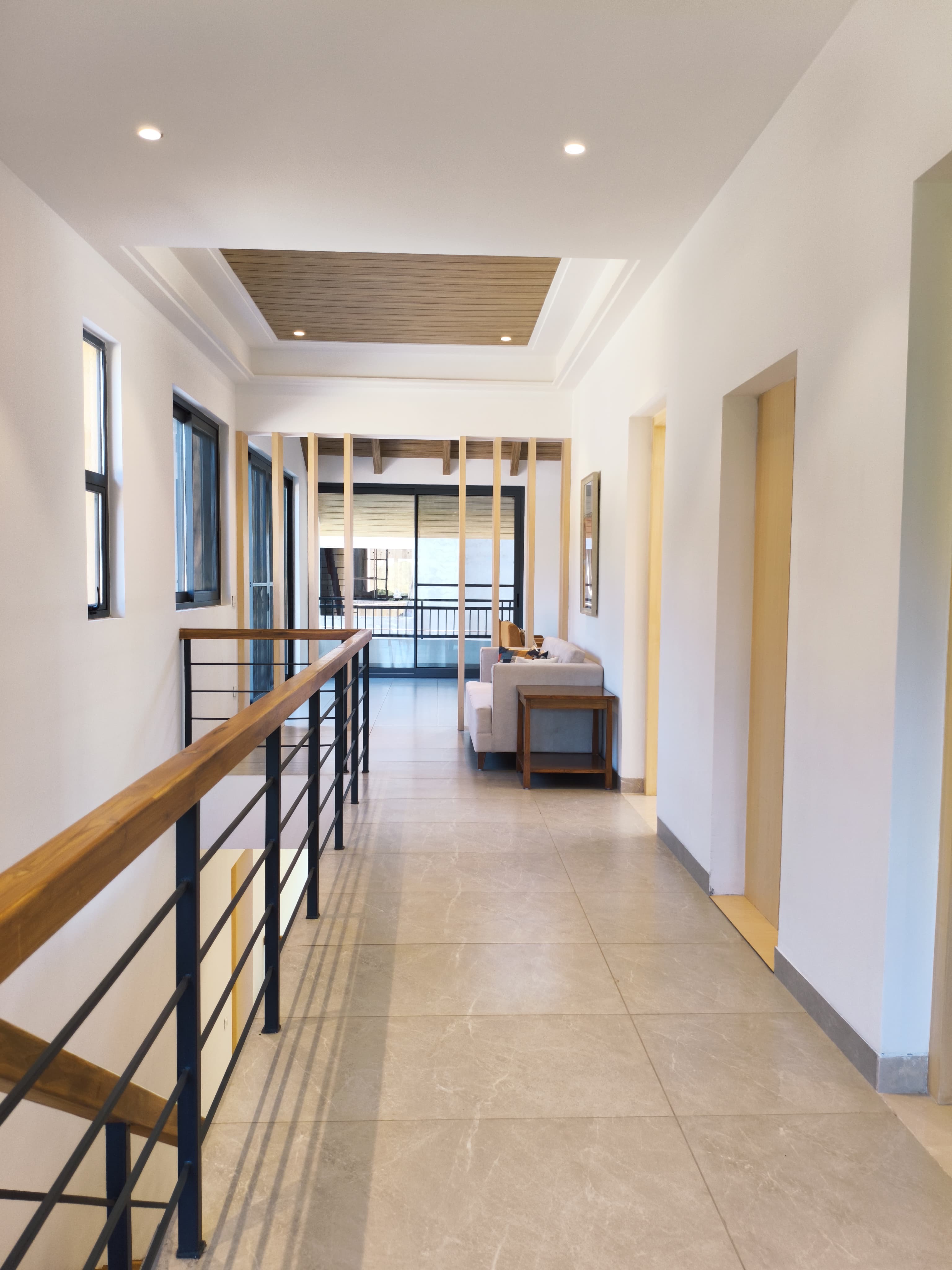 Luxury villa at Kasauli - Image 8