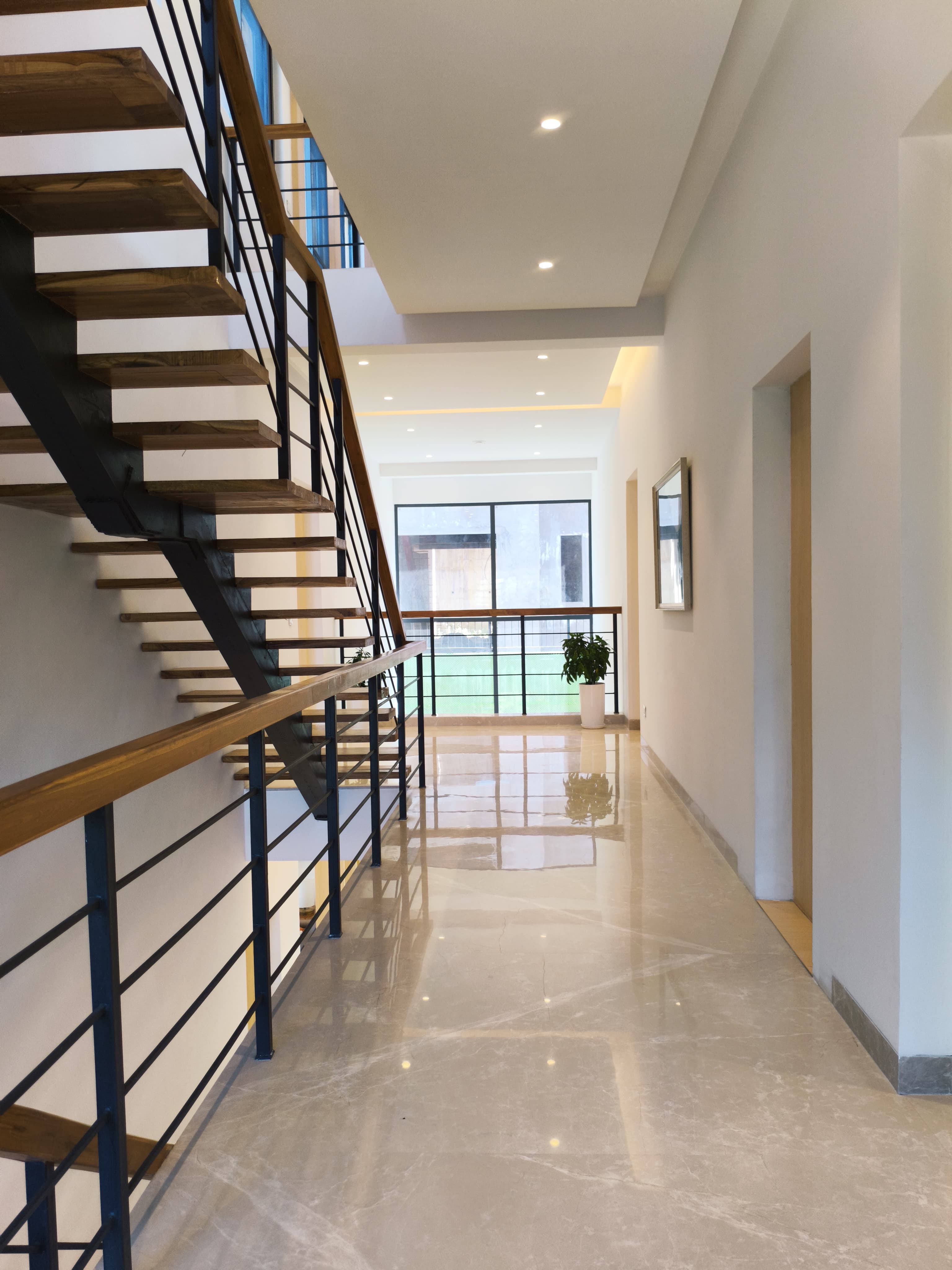 Luxury villa at Kasauli - Image 16