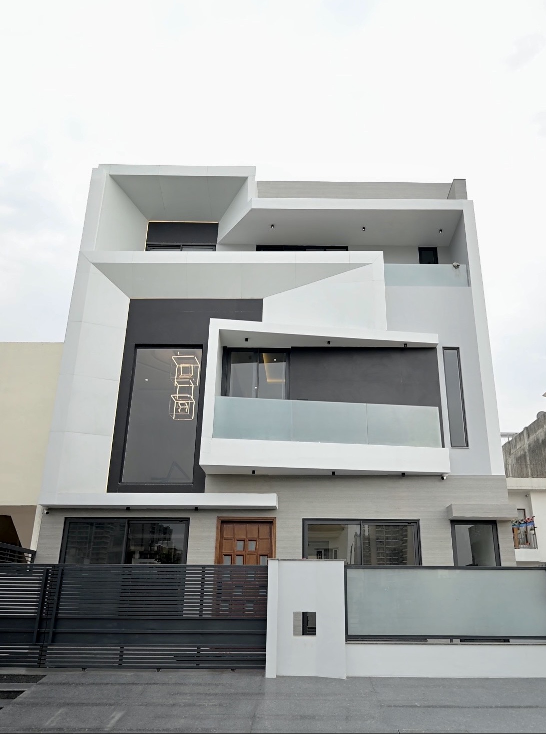 200 Gaj Villa Luxury independent Kothi - Image 3
