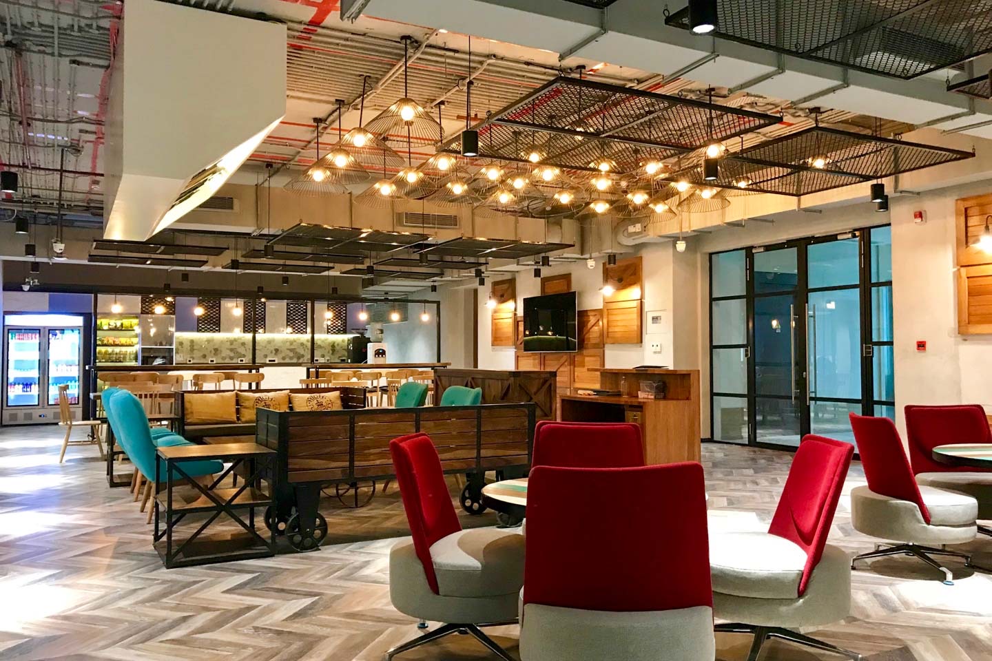 2720 sqft FULLY FURNISHED OFFICE | FOR LEASE — photo 2
