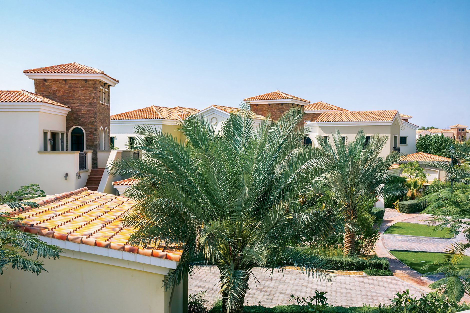 Buying Property in Arabian Ranches: 2026 Buyer Guide