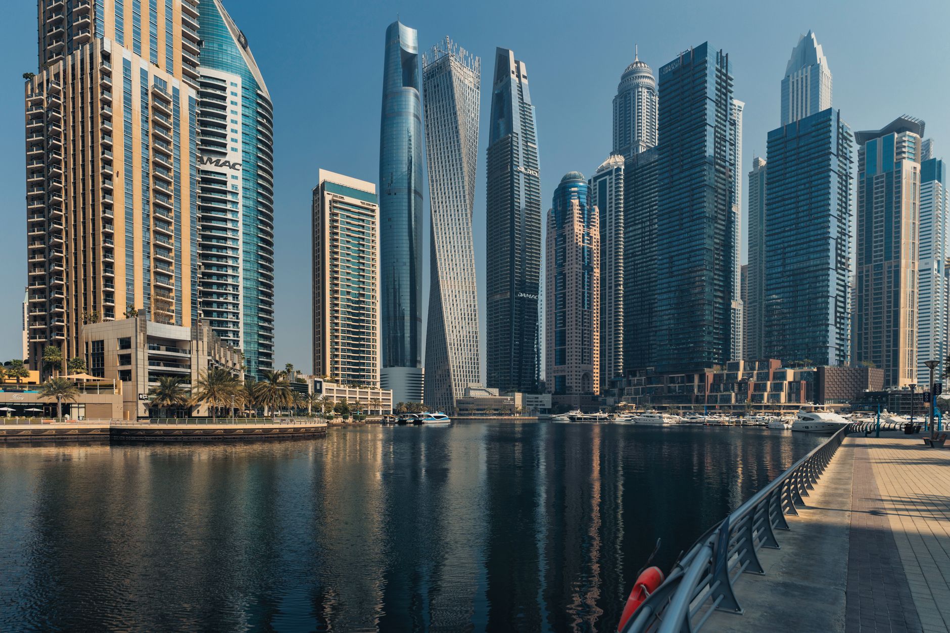 Dubai Marina Property Guide: Investment and Living in 2026