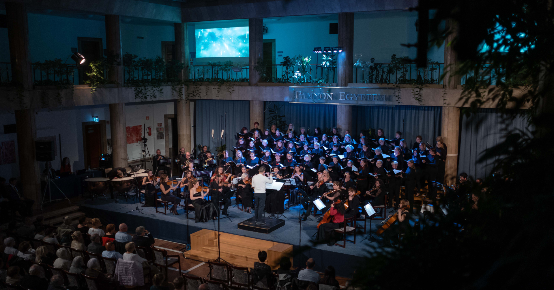 Ola Gjeilo | Song of the Universal