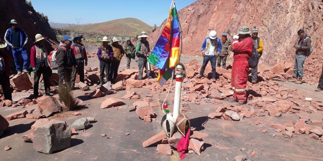 Imagen de la nota 'El pueblo de bolivia sigue avanzando contra el (des)gobierno de facto'