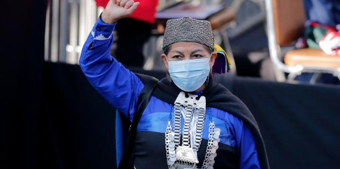Imagen de la nota 'Cambia, algo cambia: Mujer, catedrática, mapuche, preside la Constituyente en Chile'