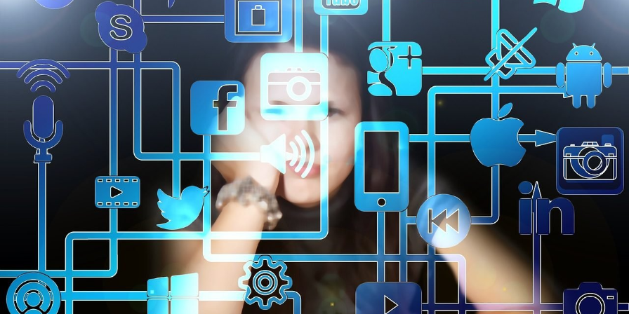 Imagen de la nota 'Las redes sociales: algunas lecturas imprescindibles'