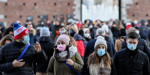 Imagen de la nota 'Año nuevo, la misma pandemia pero con otra variante y alarmante record de contagios'