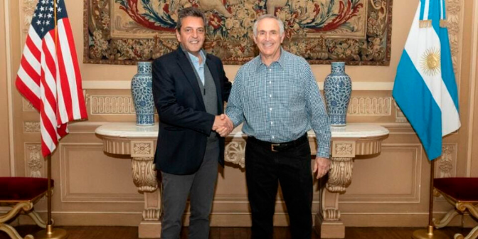 Imagen de la nota 'La plastilina y la Massa: Argentina en el laberinto de la peste liberal'
