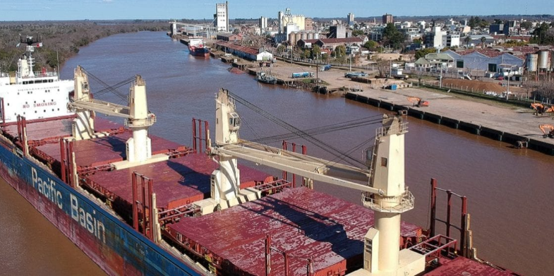 Imagen de la nota 'Hidrovía, el modelo agroexportador y el paradigma extractivista'